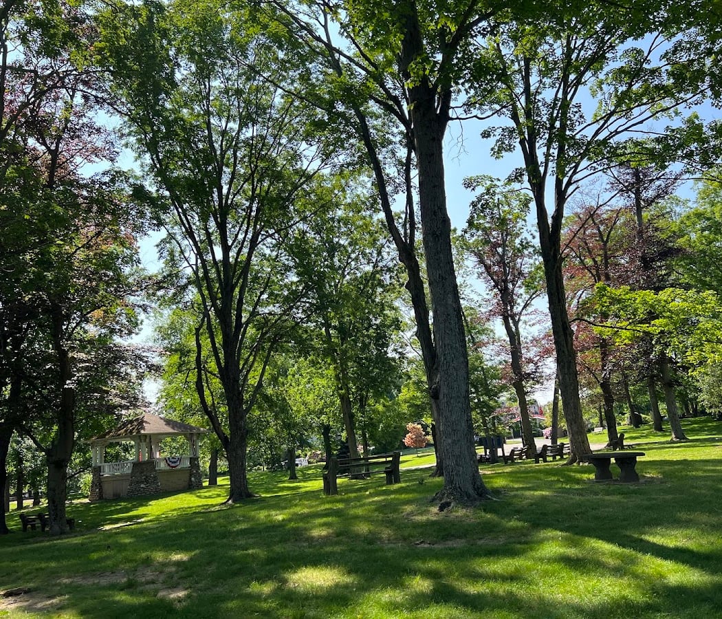 Capron Park Farmers Market 4
